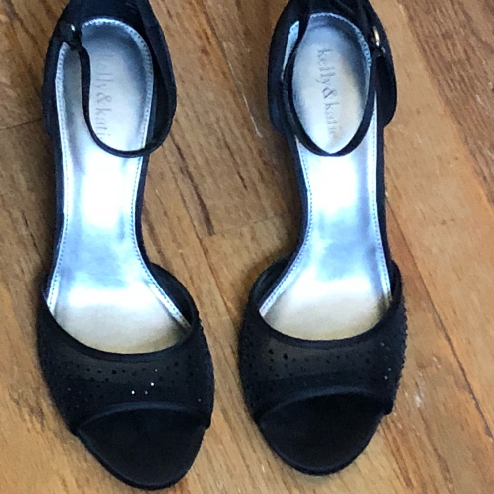 Kelly and Katie Black KK Christie Sandal